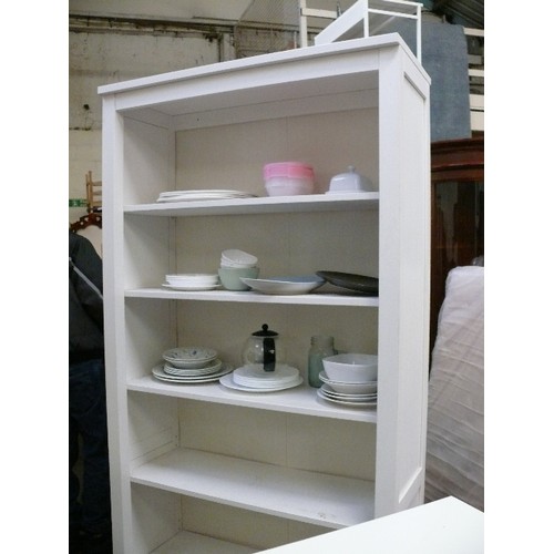 404 - WHITE SIX SHELVED BOOKCASE.