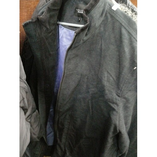 499 - SIX MIXED COATS AND JACKETS INCLUDING THOMAS NASH, SIK SILK AND LIFE & GLORY, MIXED SIZES.