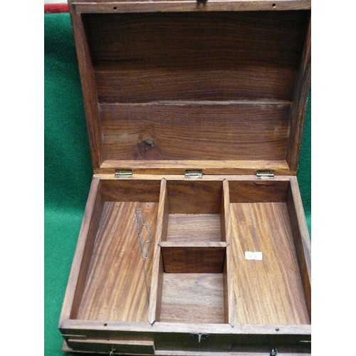 66 - A WOODEN WORK BOX WITH BRASS INLAY.