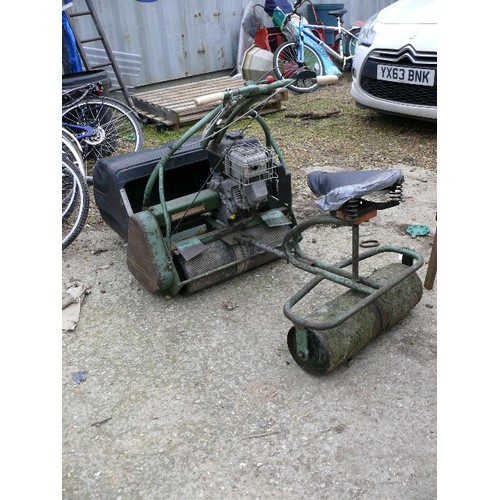 507 - A WEBB RIDE ON MOWER WITH BRIGGS & STRATTON ENGINE, GRASS BOX AND FULL LENGTH ROLLER, WAS USED LAST ... 