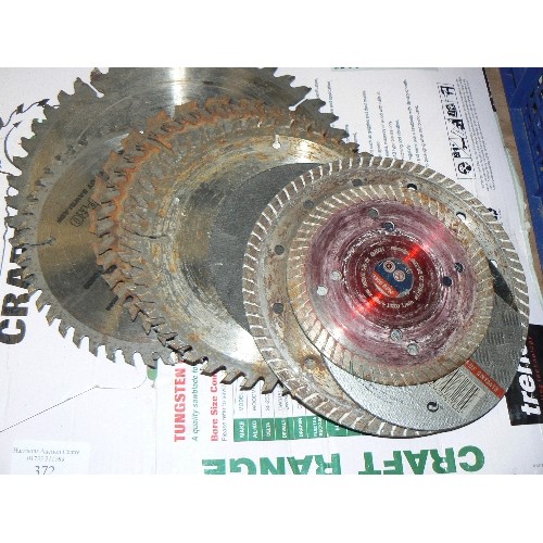 372 - AN ASSORTMENT OF CIRCULAR SAW BLADES.