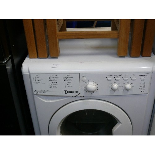 412 - INDESIT 1-8KG WASHING MACHINE IN WHITE.