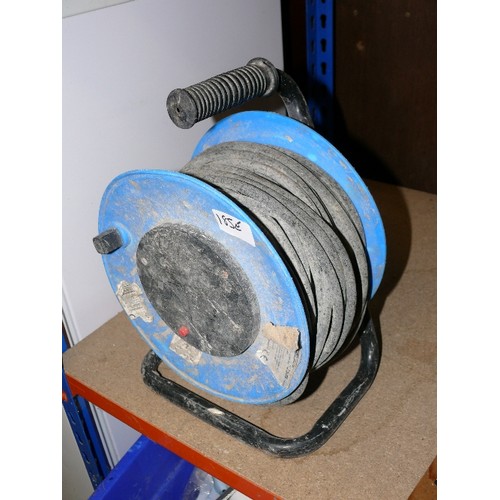 185E - 25M EXTENSION REEL WITH FOUR OUTLETS.