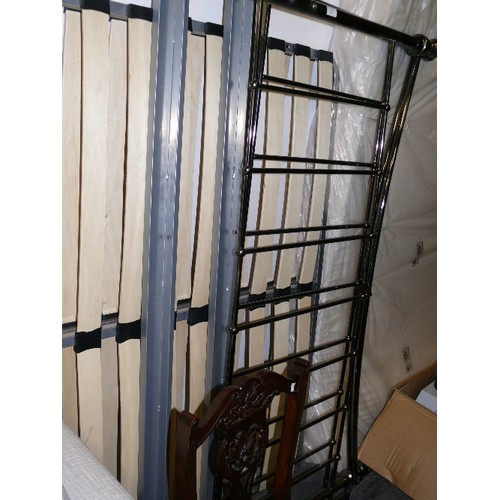 438 - METAL BED FRAME TRADITIONAL STYLE WITH KNOBS, KINGSIZE.