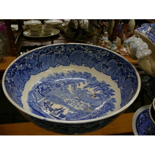 234 - LARGE QUANTITY OF MASONS VISTA DINNERWARE, SOME EARLY 20TH CENTURY.  INCLUDES LARGE TUREEN, TRIANGUL... 