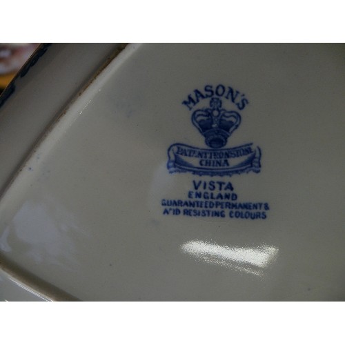 234 - LARGE QUANTITY OF MASONS VISTA DINNERWARE, SOME EARLY 20TH CENTURY.  INCLUDES LARGE TUREEN, TRIANGUL... 