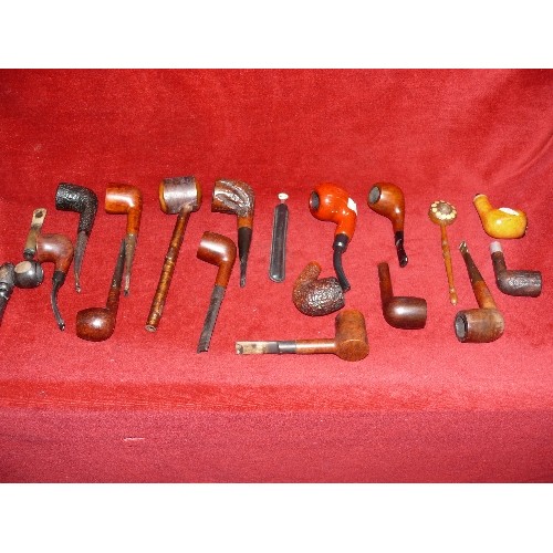 61 - A NICE SELECTION A VARIOUS PIPES AND RELATED ITEMS.