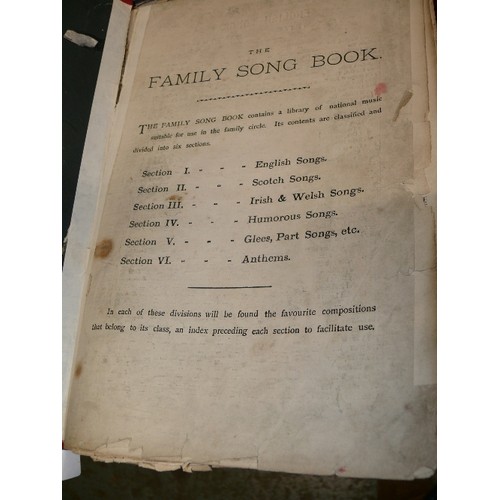 315 - A VINTAGE FAMILY SONG BOOK.