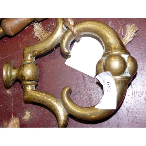 289 - BRASS DOOR KNOCKER