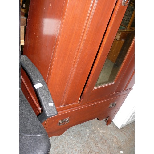 418 - WARDROBE WITH BEVEL EDGED CENTRAL MIRROR AND CARVED ART NOUVEAU MOTIF TO OUTER PANELS, DRAWER UNDERN... 