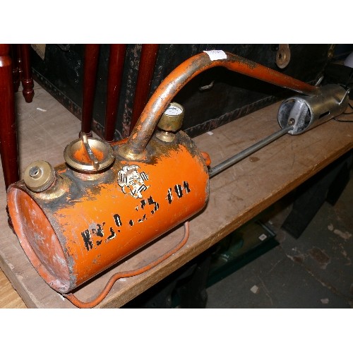 396A - PARAFFIN WEED BURNER