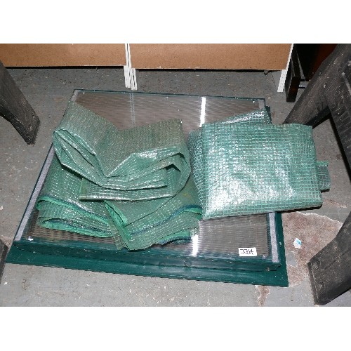 376A - COLD FRAME LID AND TWO PIECES OF PLASTIC GARDEN MESH.