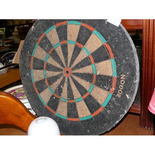 347 - A VINTAGE DARTBOARD