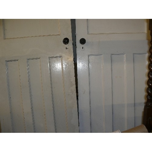 465 - THREE SOLID PINE DOORS IDEAL FOR STRIPPING WITH BAKELITE KNOBS, POSSIBLY 1930'S.
1. 70CM X 195CM, 2.... 