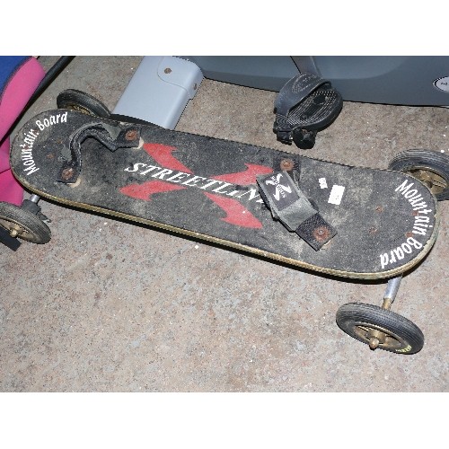 520 - MOUNTAIN BOARD (OFF ROAD SKATEBOARD) BY STREETLINE.