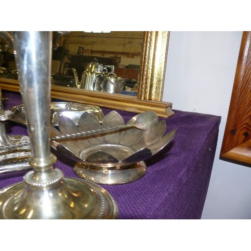 135 - A LARGE SELECTION OF SILVER PLATE ITEMS.