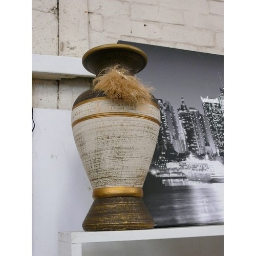 95 - A LARGE DECORATIVE VASE