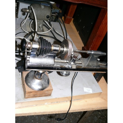 287 - A SMALL PRECISION LATHE.