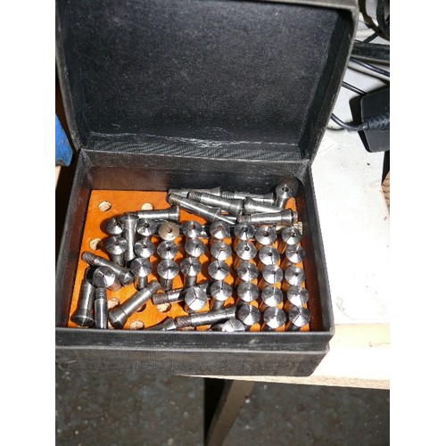 288 - A SET OF SMALL SIZE COLLETS IN A FITTED CASE.