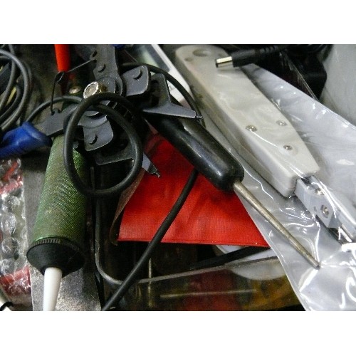 375 - A SELECTION OF VARIOUS ELECTRONIC COMPONENTS, HARDWARE ETC.