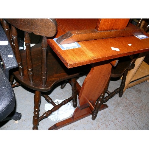 393 - A SQUARE PUB TABLE WITH TWO CHAIRS.