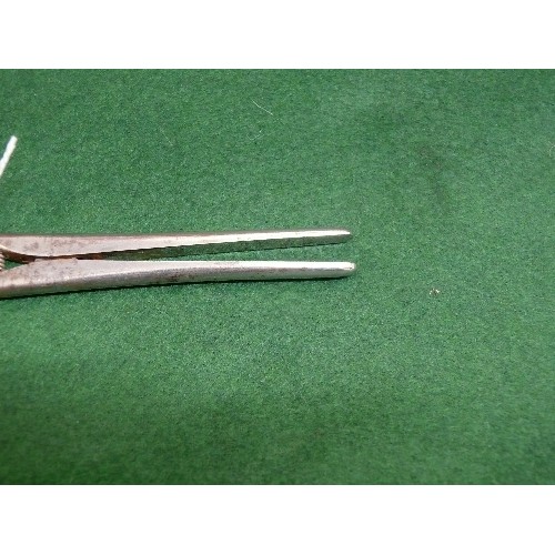 5 - SILVER HALLMARK HANDLED GLOVE STRETCHERS.