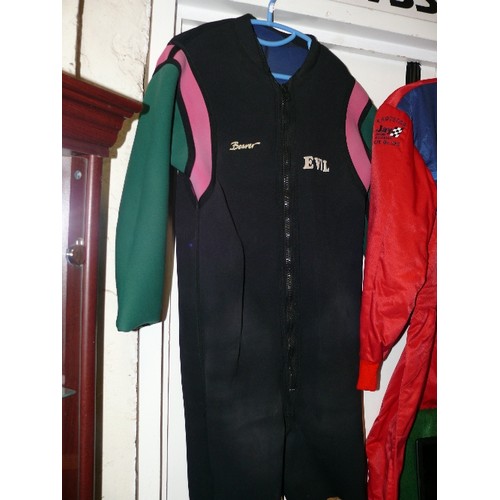 449 - WETSUIT, 'EVIL BEAVER', CHEST APPROX 44