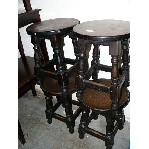 456 - FOUR SMALL BAR STOOLS.