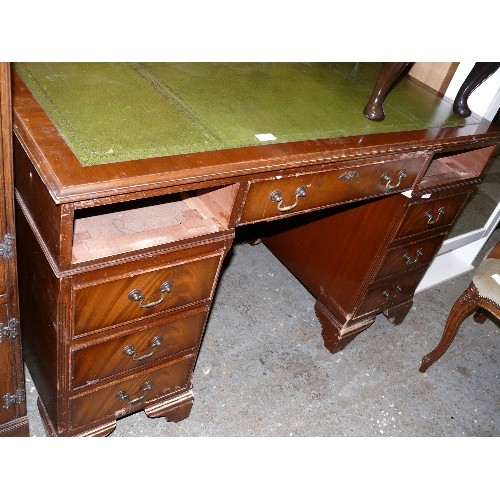 461 - BANKERS DESK WITH DOUBLE PEDESTAL AND GREEN LEATHER TOP, NEEDS SOME ATTENTION.