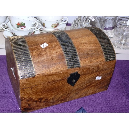 69 - WOODEN CHEST WITH CONTENTS OF A LARGE QUANTITY OF COSTUME JEWELLERY.