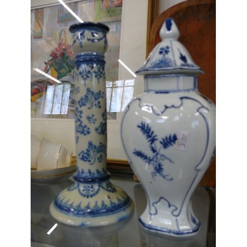 118 - A BLUE AND WHITE DELFT GINGER JAR AND A SPANISH CANDLESTICK.