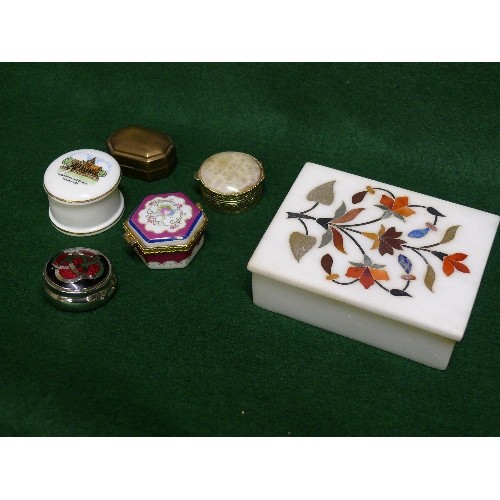 77 - A SELECTION OF TRINKET POTS ETC.