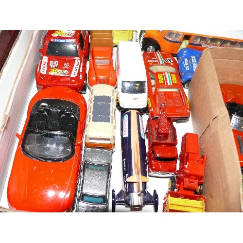 339 - A MIXED BOX OF COLLECTORS VEHICLES TO INCLUDE RACING CARS, LONDON TAXI AND A BUS.