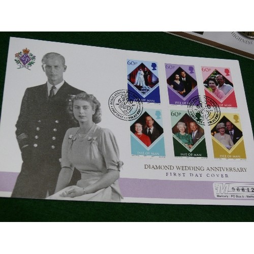 56 - £5 DIAMOND JUBILEE COMMEMORATIVE COIN, £5 THE QUEEN MOTHERS 90TH BIRTHDAY, £5  DIAMOND WEDDING, COIN... 