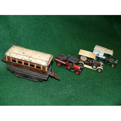 36 - VINTAGE HORNBY SERIES O GAUGE PULLMAN 'VIKING' CARRIAGE, AND THREE MATCHBOX YESTERYEAR DELIVERY TRUC... 