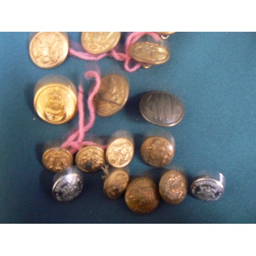 45 - Small collection of vintage military brass buttons, British & American, also GWR railway button & No... 