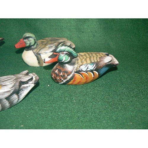 86 - FIVE DECORATIVE WOODEN DUCKS