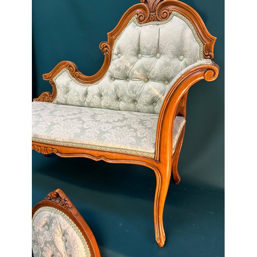 405 - Late 20th Century French style small chaise longue on cabriole legs, with carved back rail, upholste... 