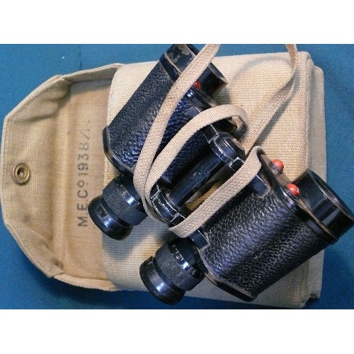 221 - WW2 Binoculars by Taylor-Hobson dated 1943, with broad arrow mark. Marked 