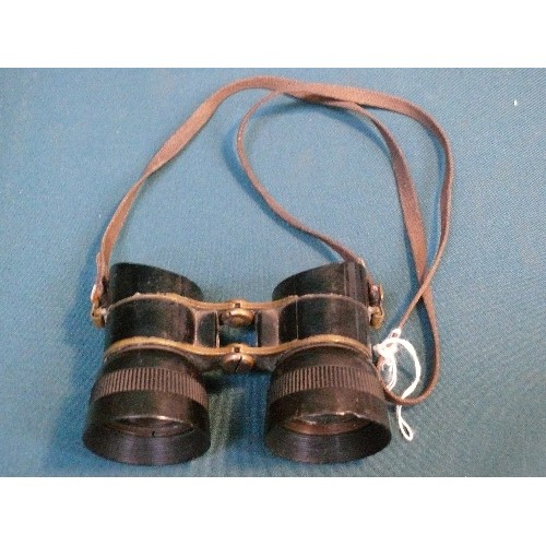 221A - A scarce pair of WW2 British Commando, special forces binoculars - compact & lightweight - with broa... 