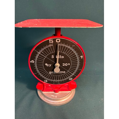 336 - Vintage red shop scales 