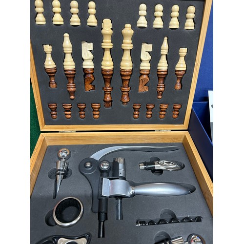 30 - P&O CRUISES GIFT SET IN A WOODEN BOX WITH OUTER BOX, INCLUDES A CHESS SET & BOARD, FOIL CUTTER, RABB... 