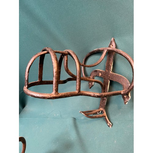 357 - Good pair of Victorian wrought iron harness/tack hangers or brackets