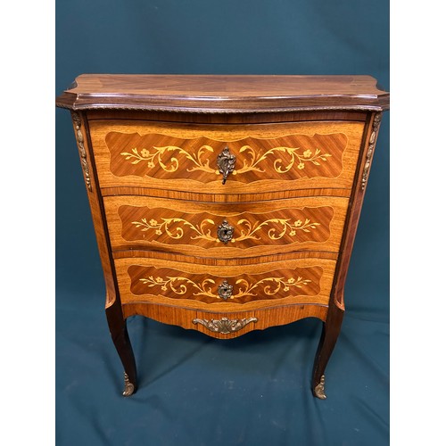 403 - A small 20th Century walnut veneered French style chest of drawers, serpentine front with marquetry ... 