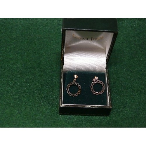 38 - Pair of 9ct Gold circle shape earrings, 0.75 grams