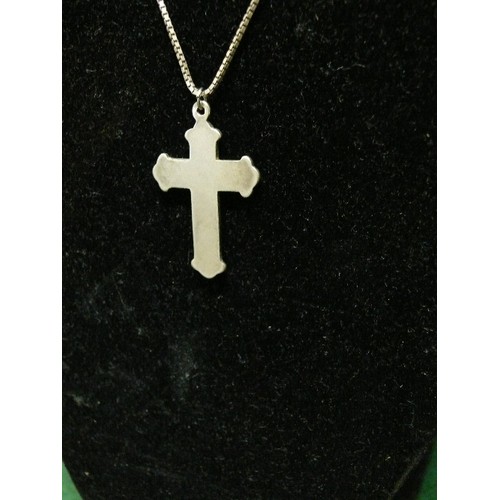 31A - A SILVER CHAIN AND CROSS WITH ABALONE  SHELL ON FRONT