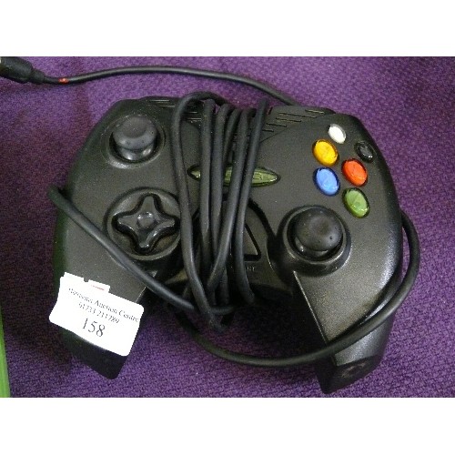 93 - JOYTECH XBOX360 CONTROLLER, 4  XBOX 360 GAMES - NEED FOR SPEED, TENNiS, 007 QUANTUM OF SOLACE AND IN... 