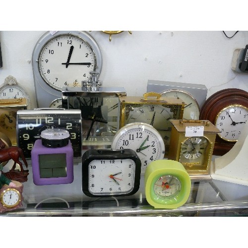 90 - A LARGE COLLECTION OF VARIOUS MANTLE AND WALL CLOCKS