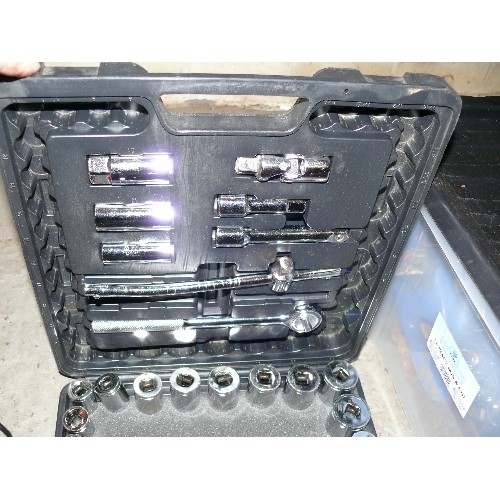 301 - DRAPER SOCKET SET METRIC 8MM - 32MM AND IMPERIAL 3/8