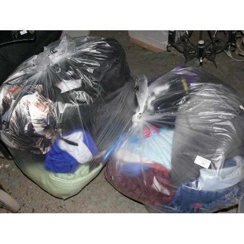 164 - 5 BAGS OF GOOD QUALITY MIXED CLOTHES